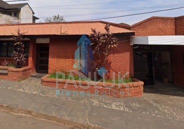 Oportunidad de consultorios mas terreno en Venta